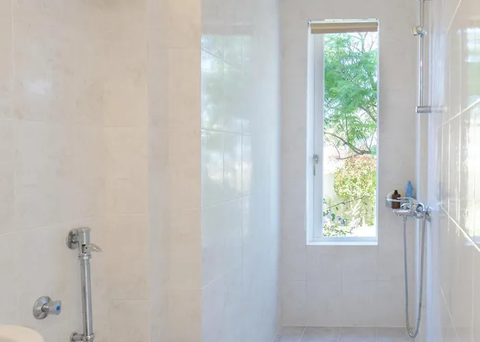 Archontariki Suites & Apartments Λακήθρα